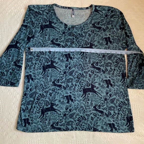 Izod Animal Print 2 Piece Pajama Set - Picture 12 of 14